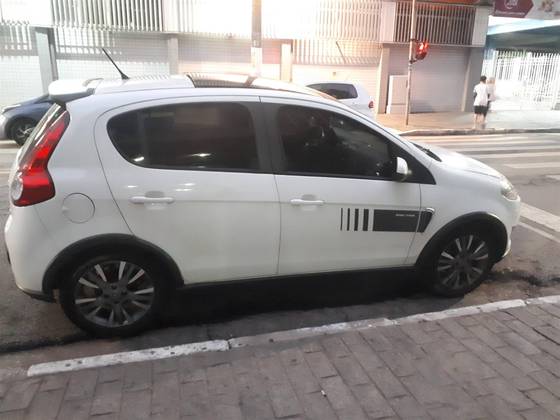 FIAT PALIO 1.6 MPI ESSENCE 16V FLEX 4P AUTOMATIZADO